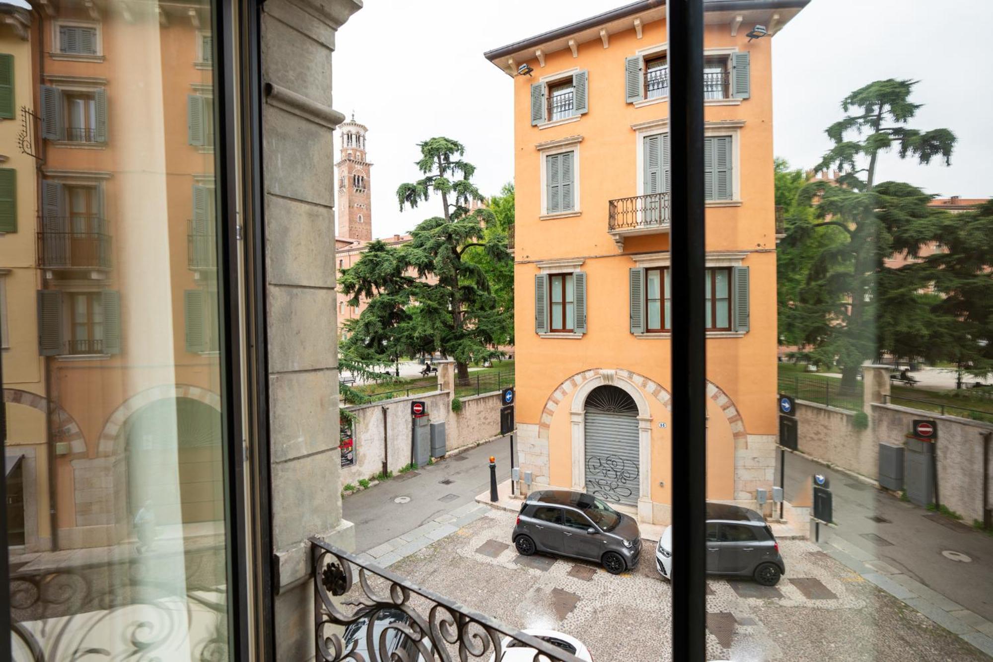 מלון ורונה Palazzo Biasini By Postcardsfrom מראה חיצוני תמונה